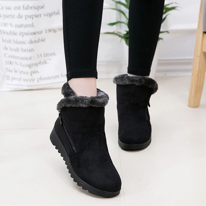 Bottines antidérapantes en peluche pour femmes